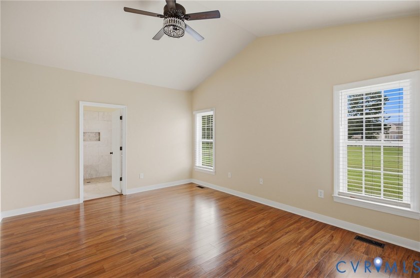 Welcome to 7900 Glendale Estates Dr, a beautifully renovated - photo 17