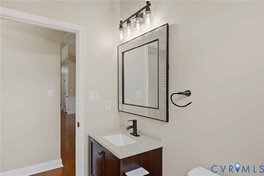 Welcome to 7900 Glendale Estates Dr, a beautifully renovated - photo 26