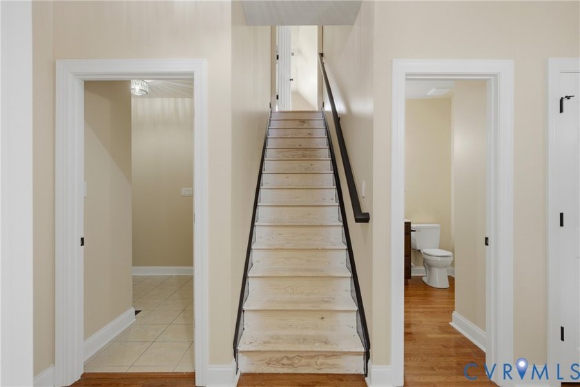Welcome to 7900 Glendale Estates Dr, a beautifully renovated - photo 31
