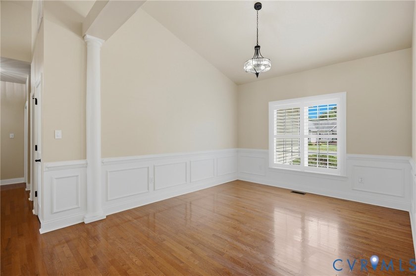 Welcome to 7900 Glendale Estates Dr, a beautifully renovated - photo 33