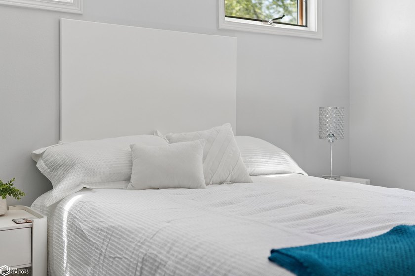 Enjoy the best of country-style living with the convenience of - photo 33
