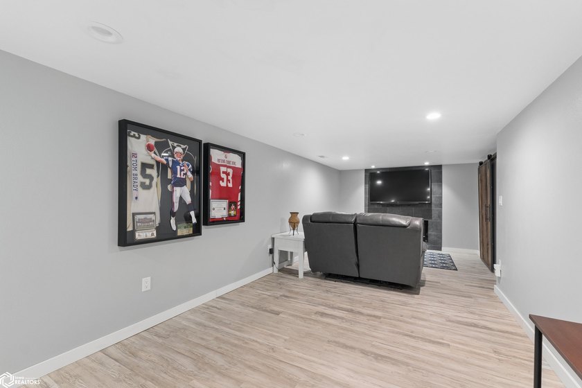 Enjoy the best of country-style living with the convenience of - photo 41