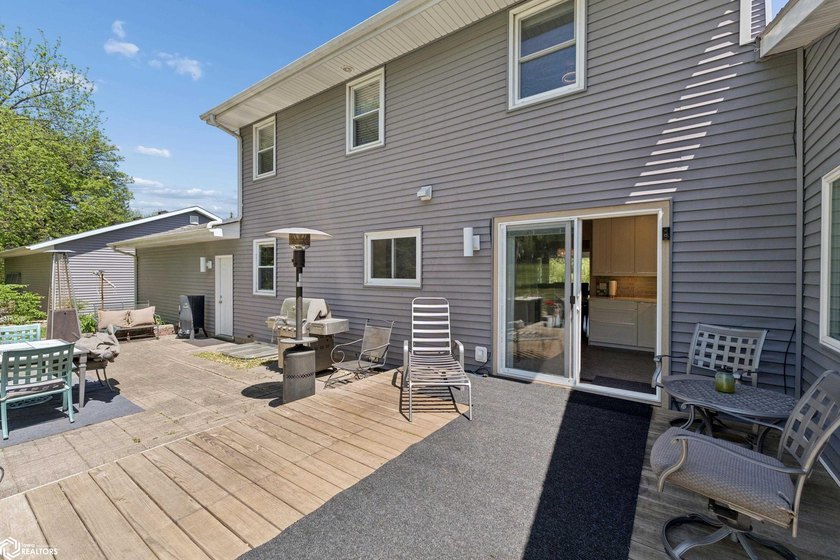 Enjoy the best of country-style living with the convenience of - photo 48