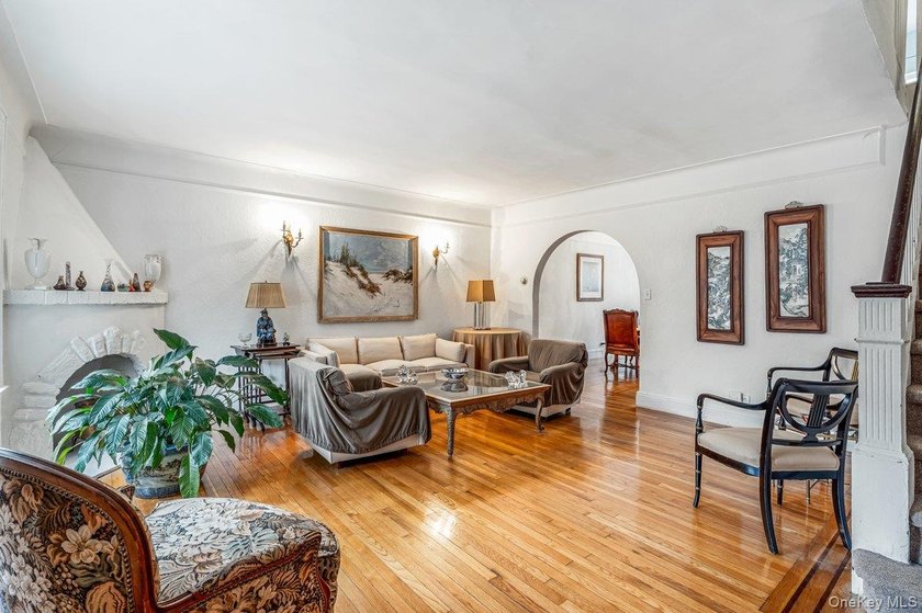 Updated one-family attached brick townhouse nestled in the heart - photo 4