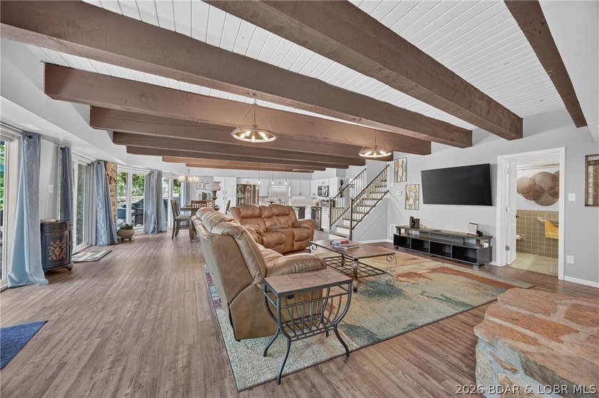 Experience the best of Lake of the Ozarks in this beautifully - photo 35