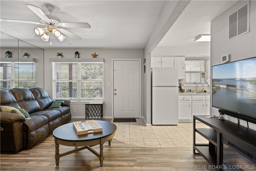This fully furnished 2-bedroom, 2-bathroom condo at Lighthouse - photo 3