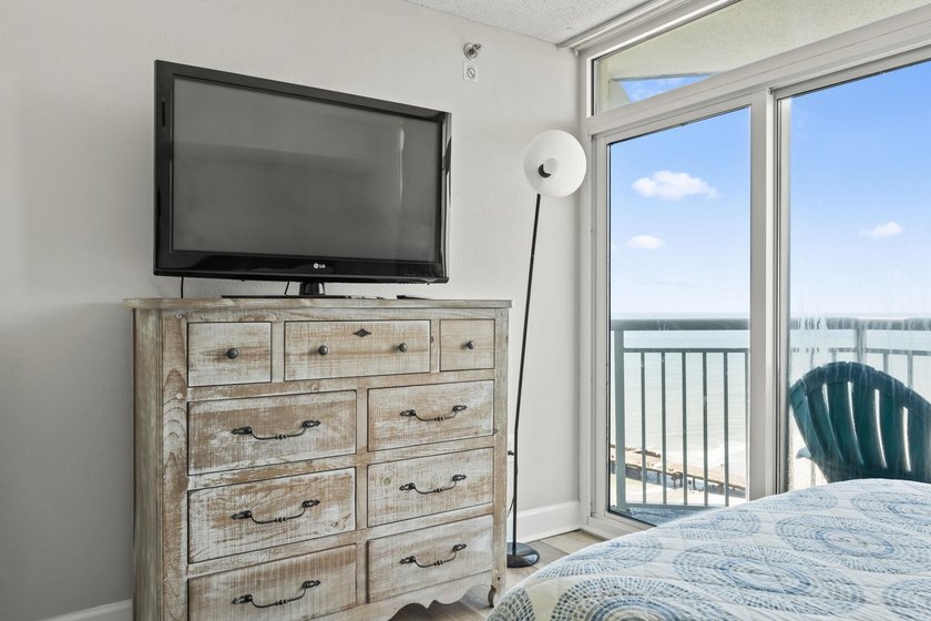 Experience the feeling of floating above the ocean from this - photo 31