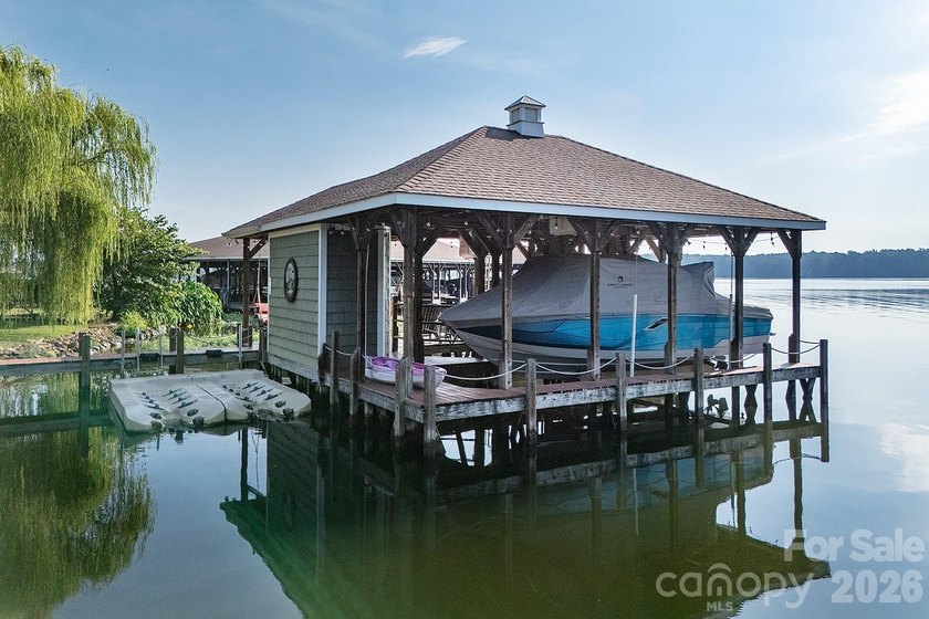 Luxury Lakefront Retreat with Strong Short-Term Rental - photo 33