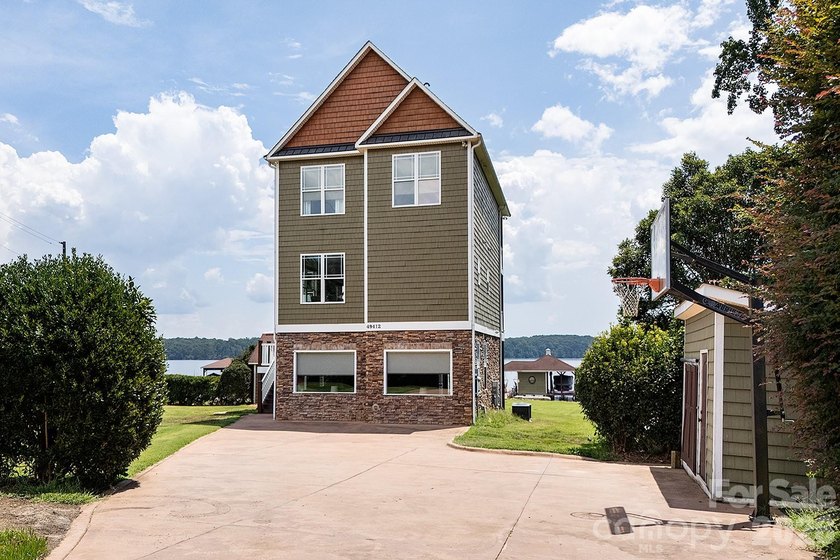 Luxury Lakefront Retreat with Strong Short-Term Rental - photo 37