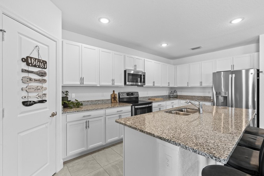 Stunning 2024-built Palmera model featuring a highly - photo 20