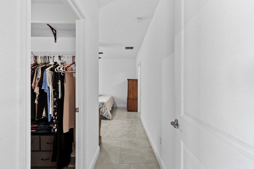 Stunning 2024-built Palmera model featuring a highly - photo 29