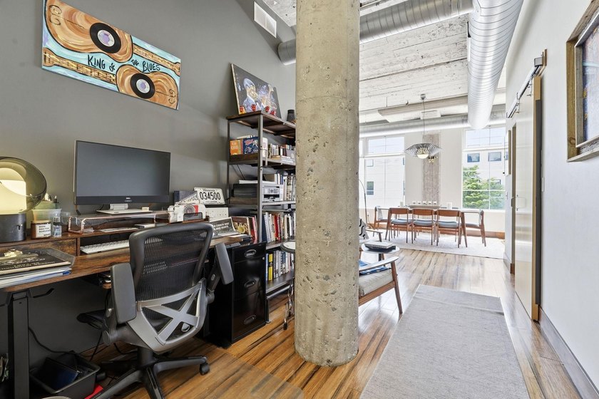 This is exactly what North Loop loft living should feel like - photo 29
