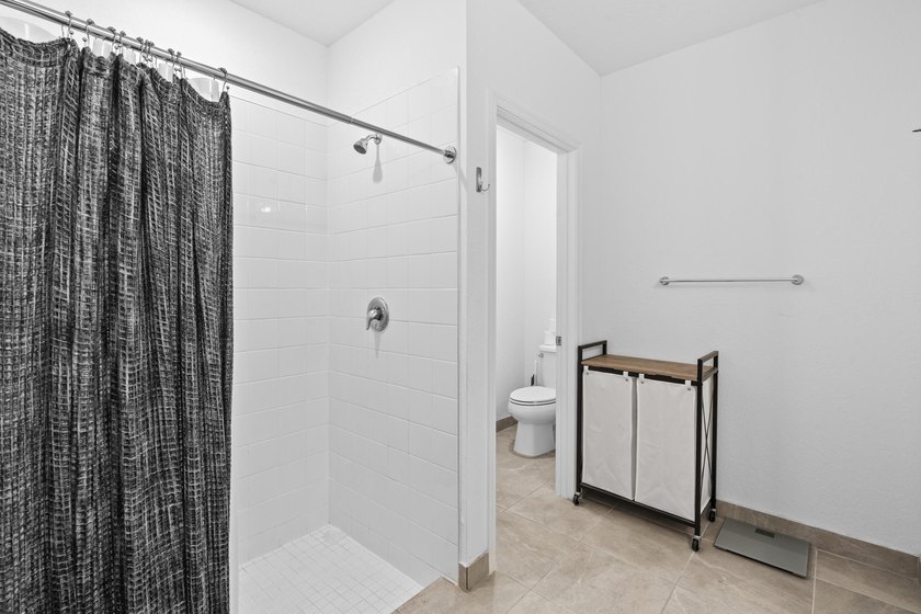 Stunning 2024-built Palmera model featuring a highly - photo 32