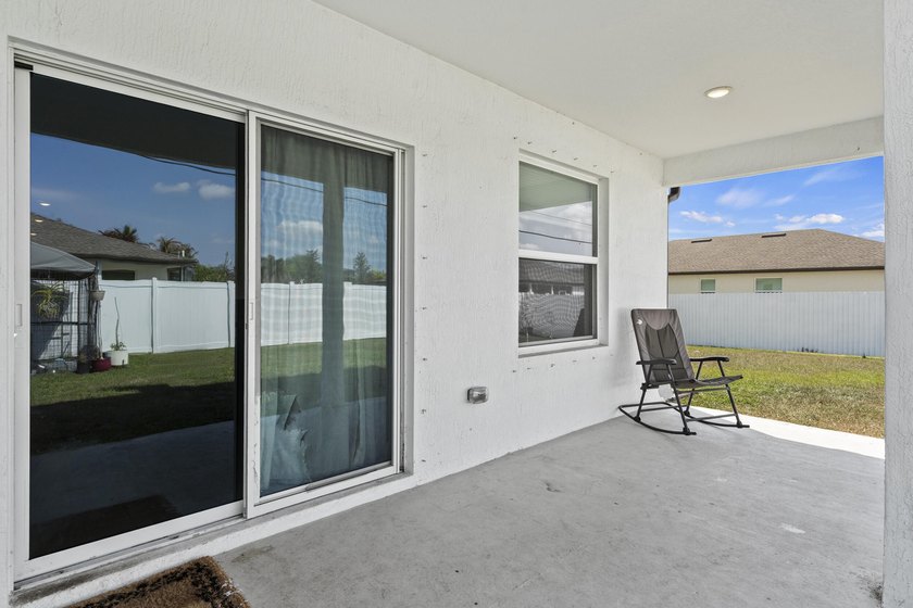 Stunning 2024-built Palmera model featuring a highly - photo 38