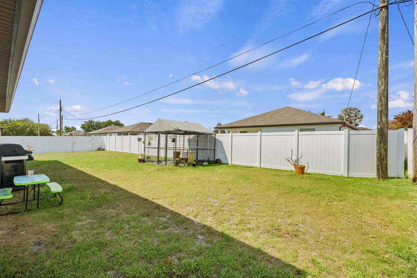 Stunning 2024-built Palmera model featuring a highly - photo 46