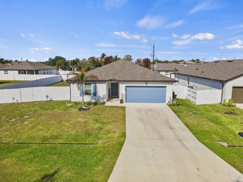 Stunning 2024-built Palmera model featuring a highly - photo 49