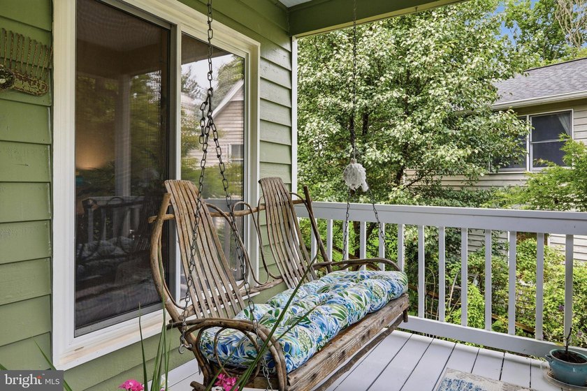 Welcome to this beautifully maintained home in the highly - photo 3