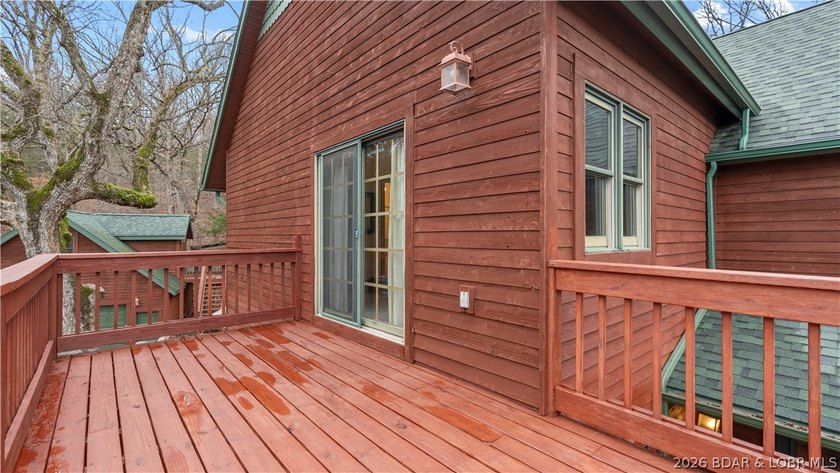 Welcome to this enchanting rustic retreat nestled within the - photo 7