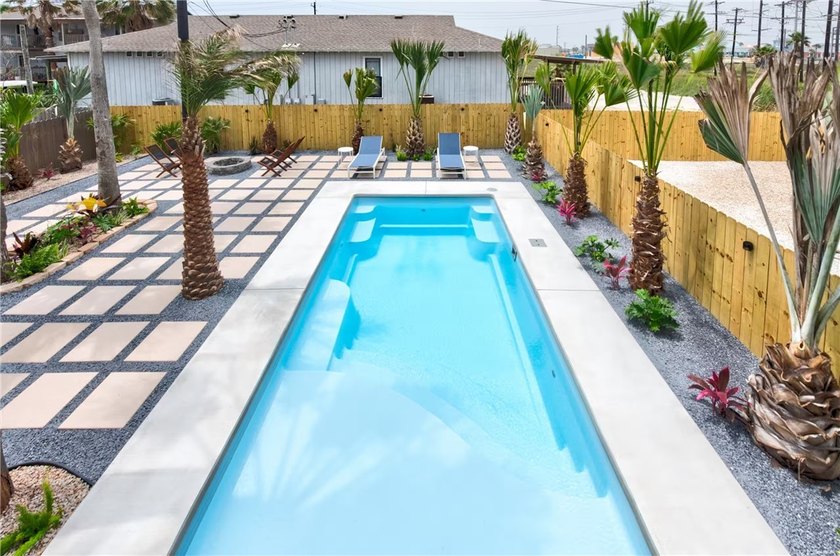 This income producing, Port Aransas home is a bright, airy - photo 29