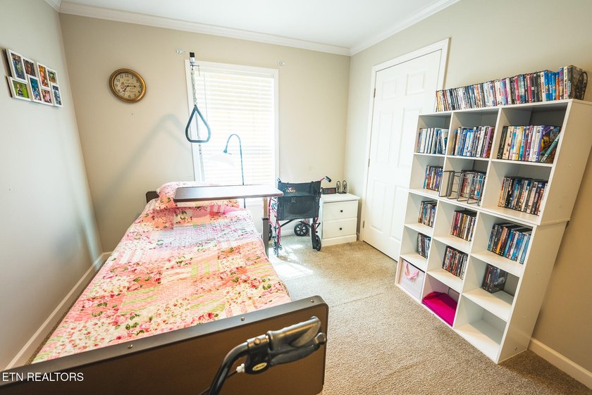 Unrestricted Country Living Meets Modern Comfort: Your 1-Acre - photo 12