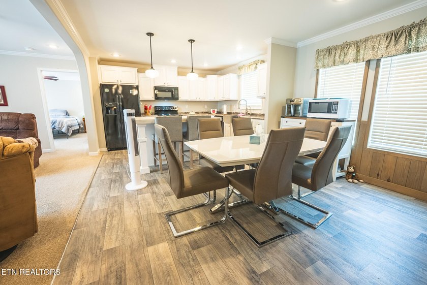 Unrestricted Country Living Meets Modern Comfort: Your 1-Acre - photo 19