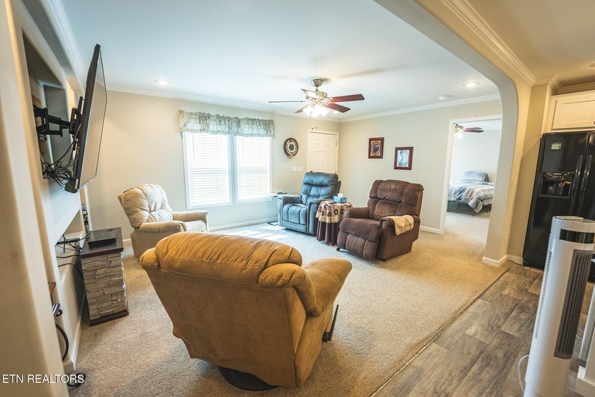 Unrestricted Country Living Meets Modern Comfort: Your 1-Acre - photo 20