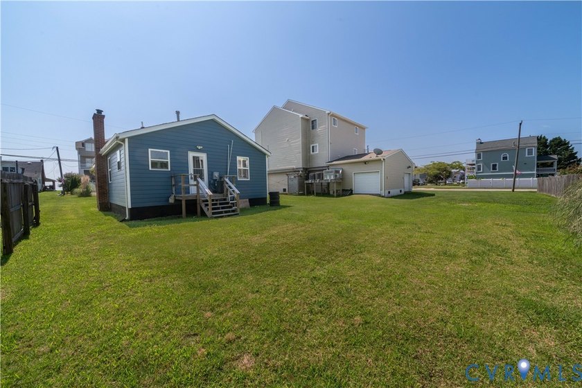 Welcome to one of Hampton's best-kept coastal secrets! Nestled - photo 21
