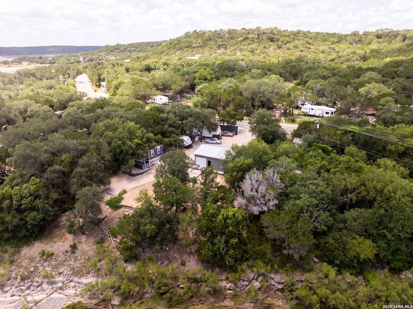 Discover the perfect opportunity to own a versatile property - photo 23
