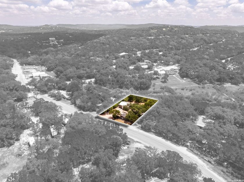 Discover the perfect opportunity to own a versatile property - photo 29