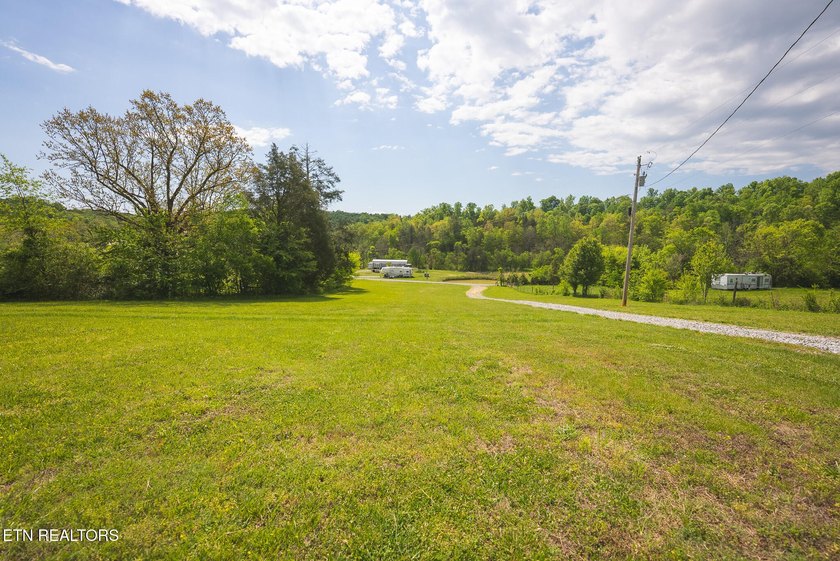 Unrestricted Country Living Meets Modern Comfort: Your 1-Acre - photo 37