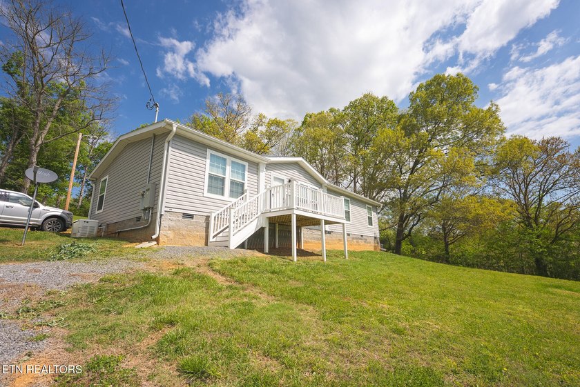 Unrestricted Country Living Meets Modern Comfort: Your 1-Acre - photo 38