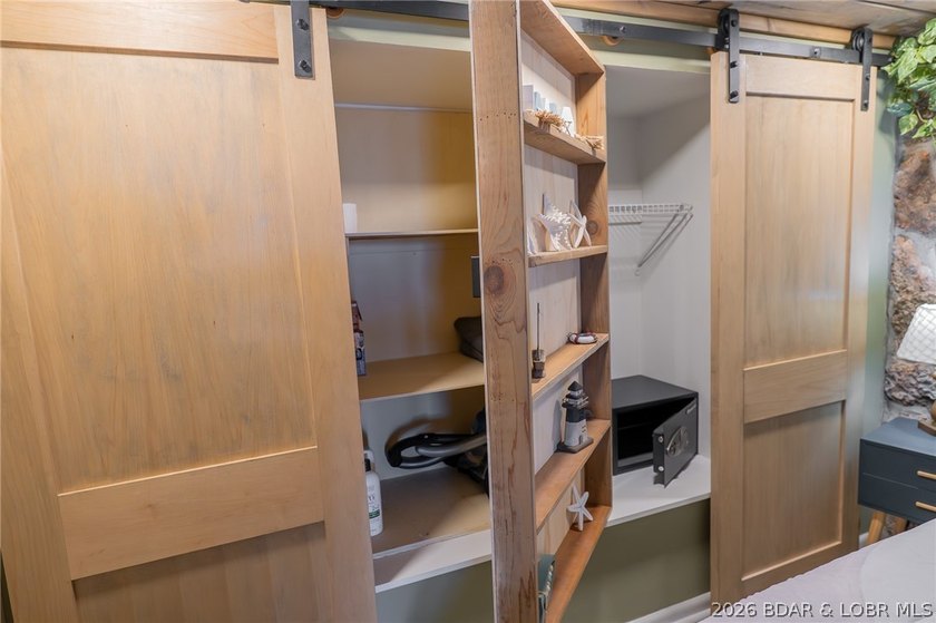 Beautifully updated 1 bed / 1 bath unit at Wheelhouse Condos - photo 8
