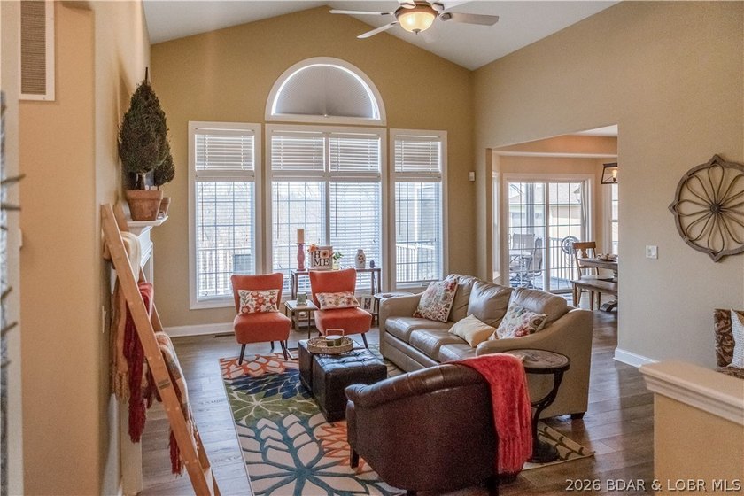 Welcome to luxury living at its finest in the coveted Heritage - photo 10