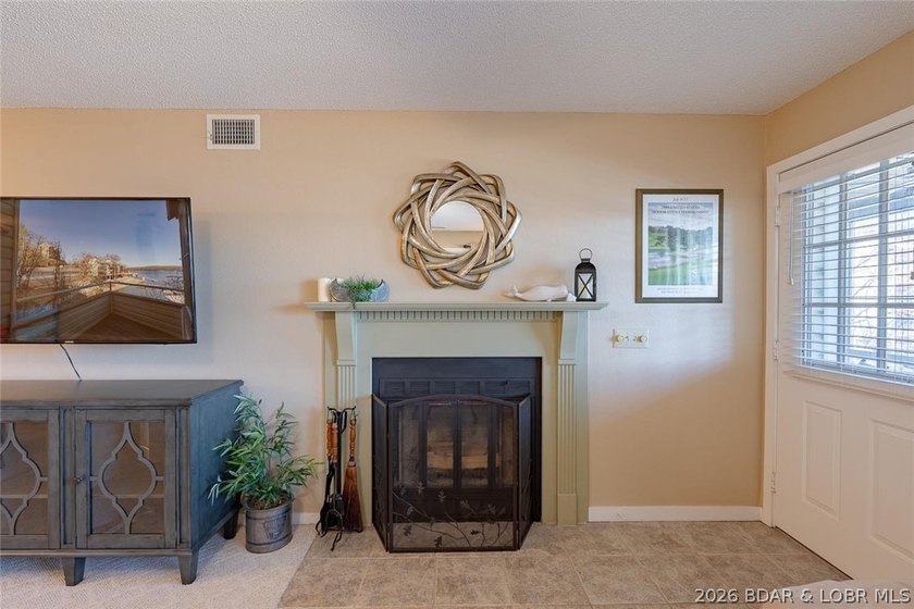 Main channel views, vacation rental eligibility, and a covered - photo 4