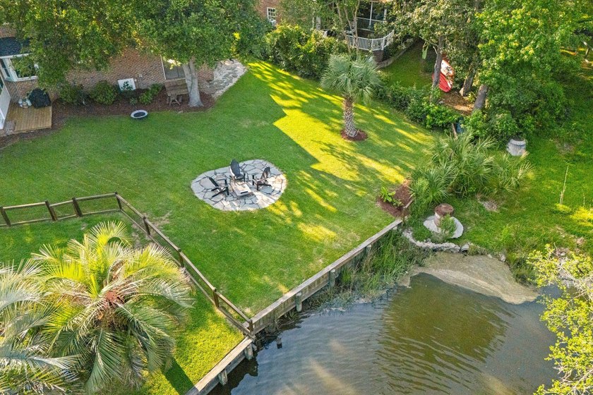 Proudly situated at the end of a lovely cul-de-sac in - photo 48