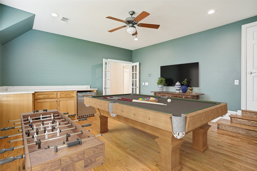 Welcome home to this stunning, move-in ready Huntington home - photo 22
