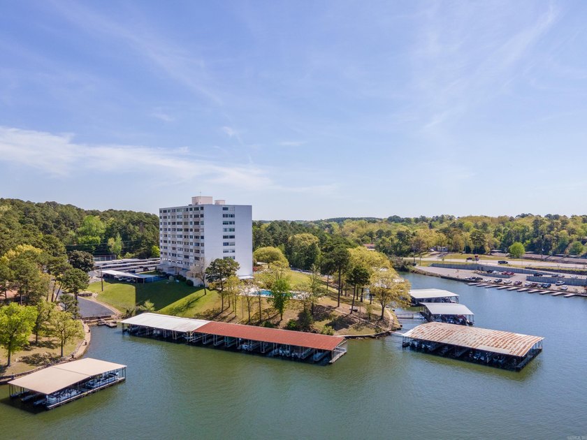 THE BEST DEAL IN BEACON MANOR! Welcome to your perfect lake - photo 29