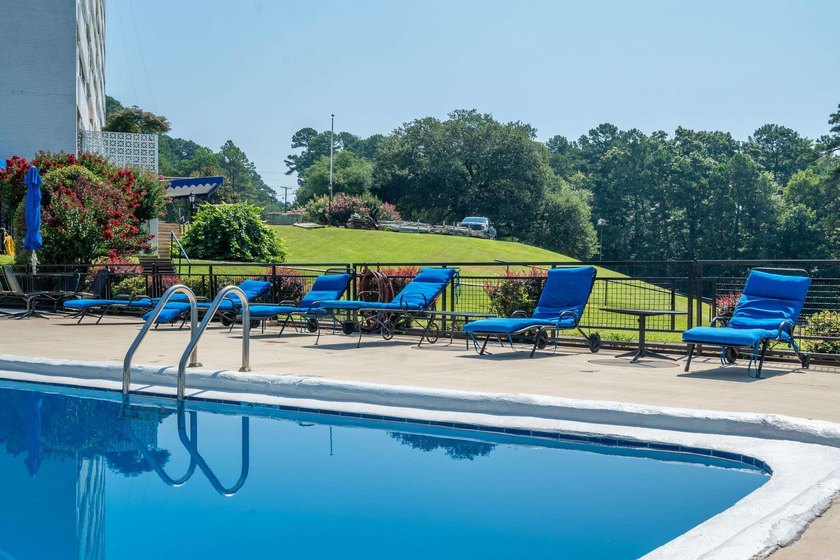 THE BEST DEAL IN BEACON MANOR! Welcome to your perfect lake - photo 38