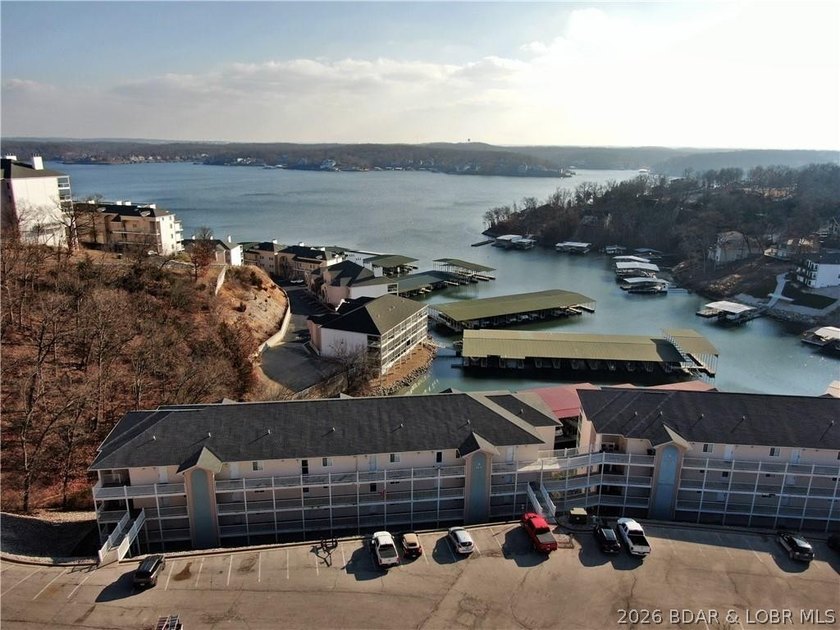 Wake up to stunning lake views and enjoy effortless Ozarks - photo 2