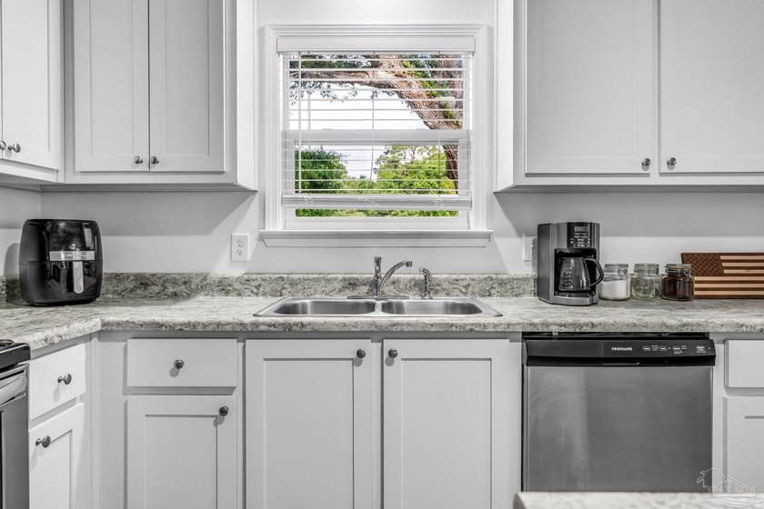 Built in 2023, this two-bedroom, two-bath cottage in west - photo 2