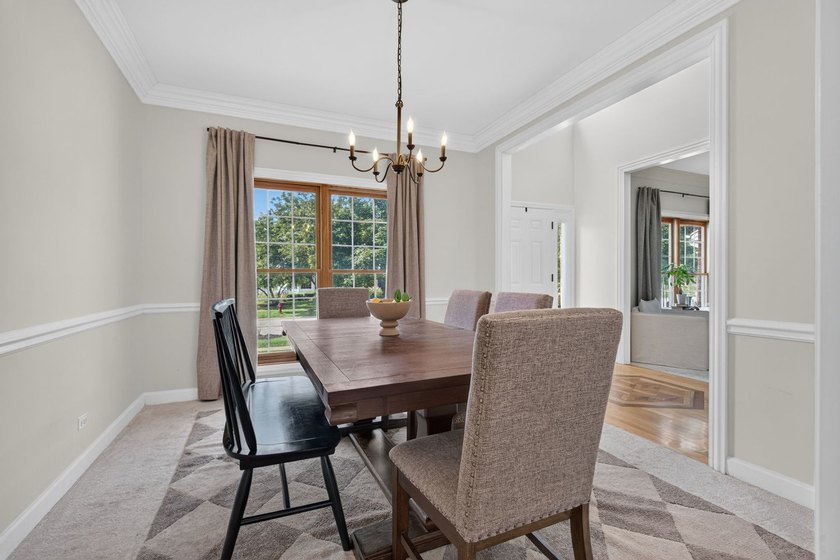 ## Luxury Meets Serenity in Mill Creek: A Waterfront Masterpiece - photo 14