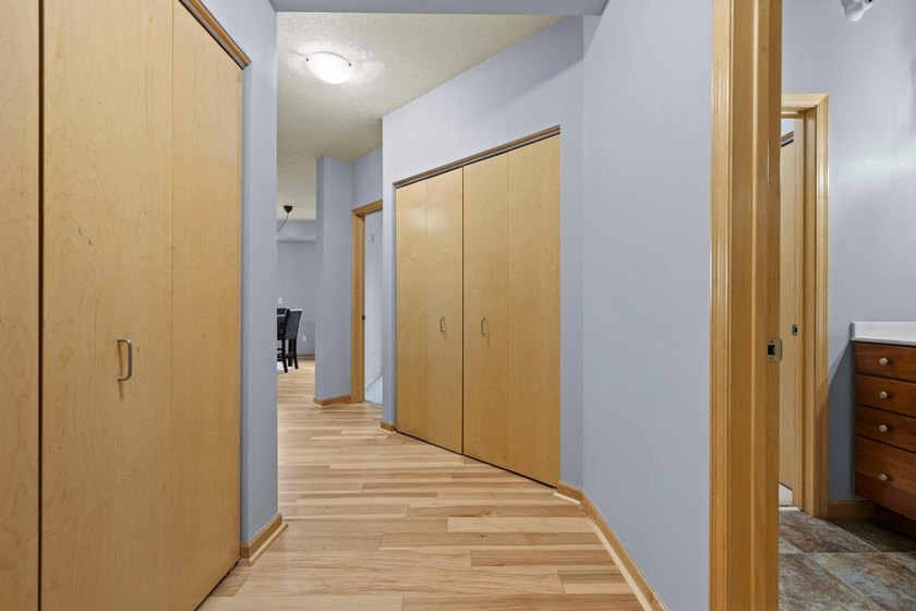 Discover this top floor condo offering over 1,300 square feet of - photo 5