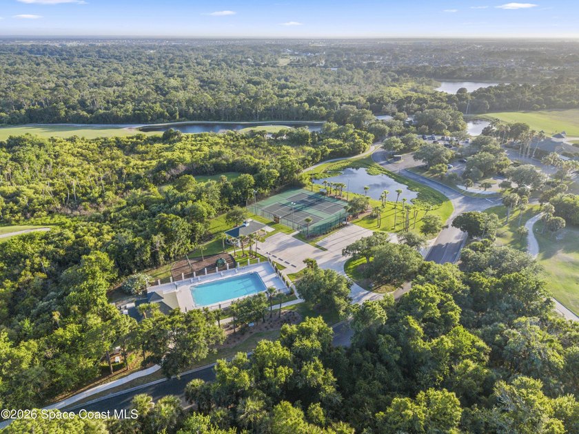 Resort-style living awaits in the gated community of Baytree! - photo 33