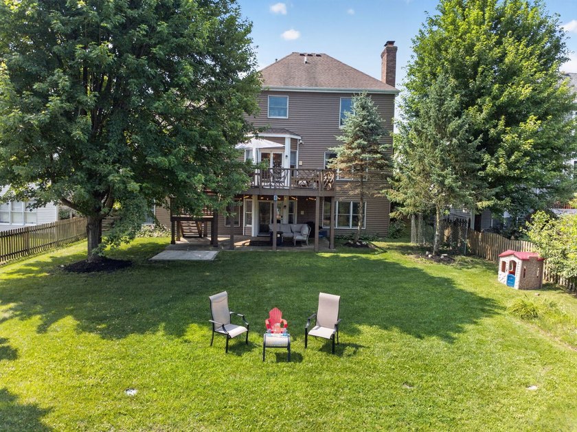 ## Luxury Meets Serenity in Mill Creek: A Waterfront Masterpiece - photo 35
