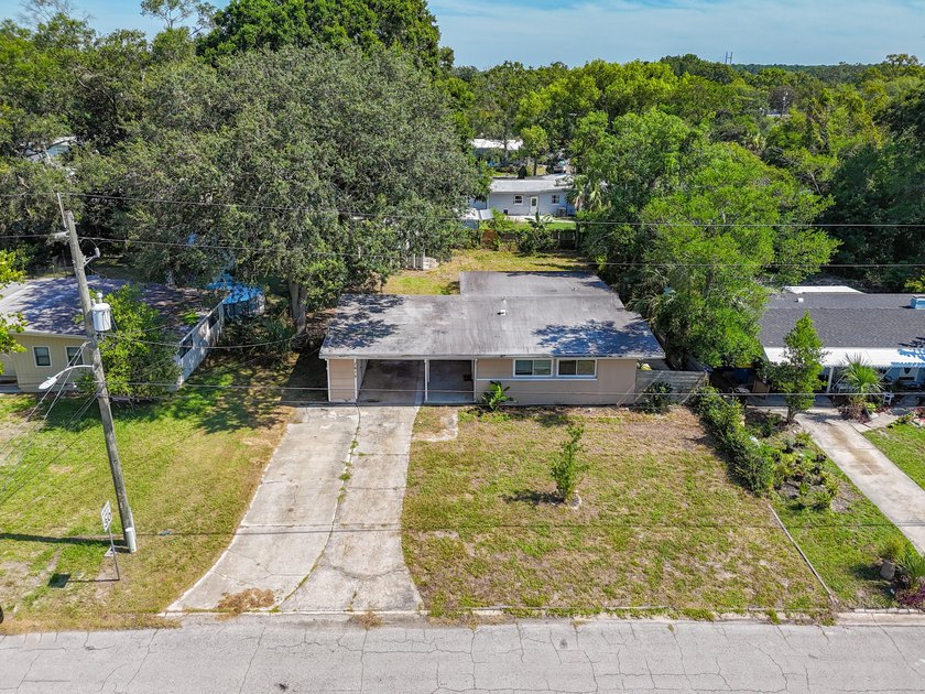 3 bedroom on nearly a quarter acre with no HOA and a real path - photo 37