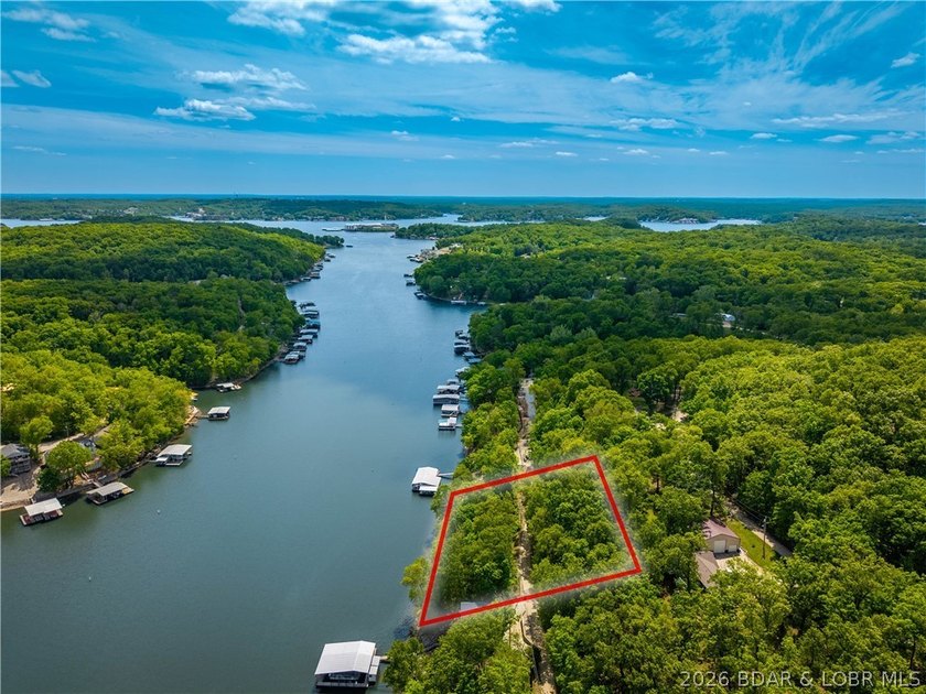 GREAT VIEW OF A LARGE COVE...(240 Lineal Feet) of lakefront - photo 5