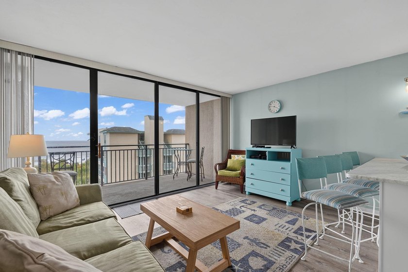 So you say you've been looking for an oceanfront condo that - photo 18