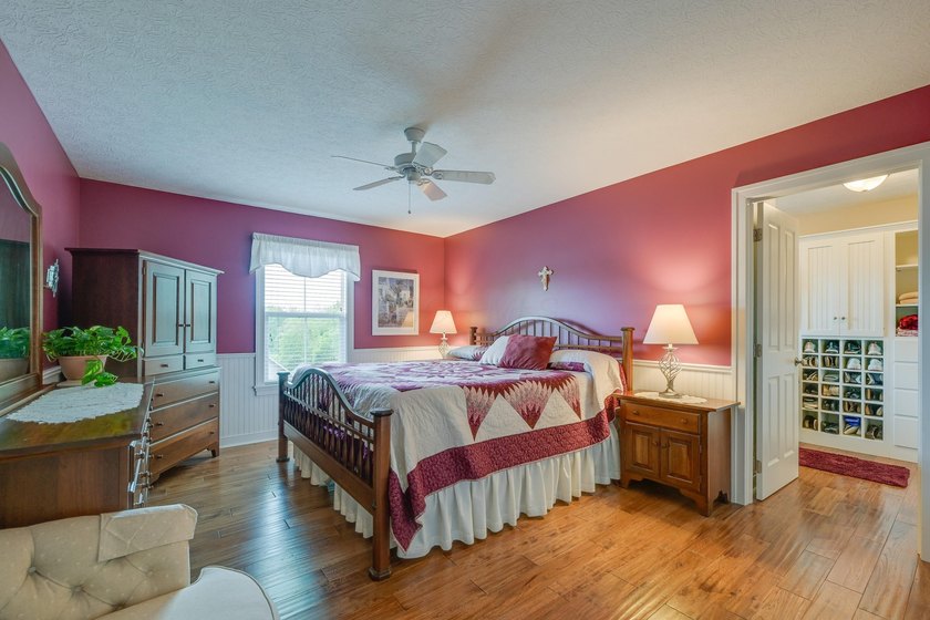 Absolutely stunning 4 Bedroom Ranch Home nestled in the highly - photo 21