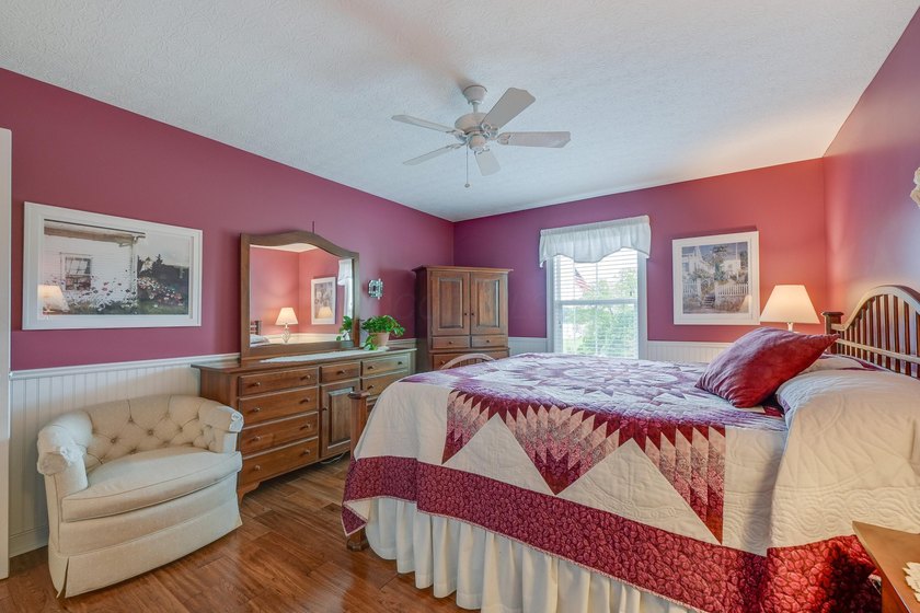 Absolutely stunning 4 Bedroom Ranch Home nestled in the highly - photo 22