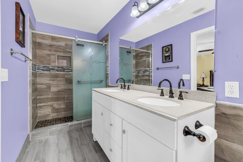 Welcome to this spacious three-bedroom, two-and-a-half-bath - photo 38